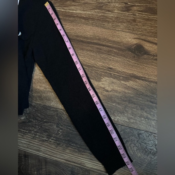 MNG high quality Luxury Vibe black with gold Jewel Button blazer small - Picture 10 of 10